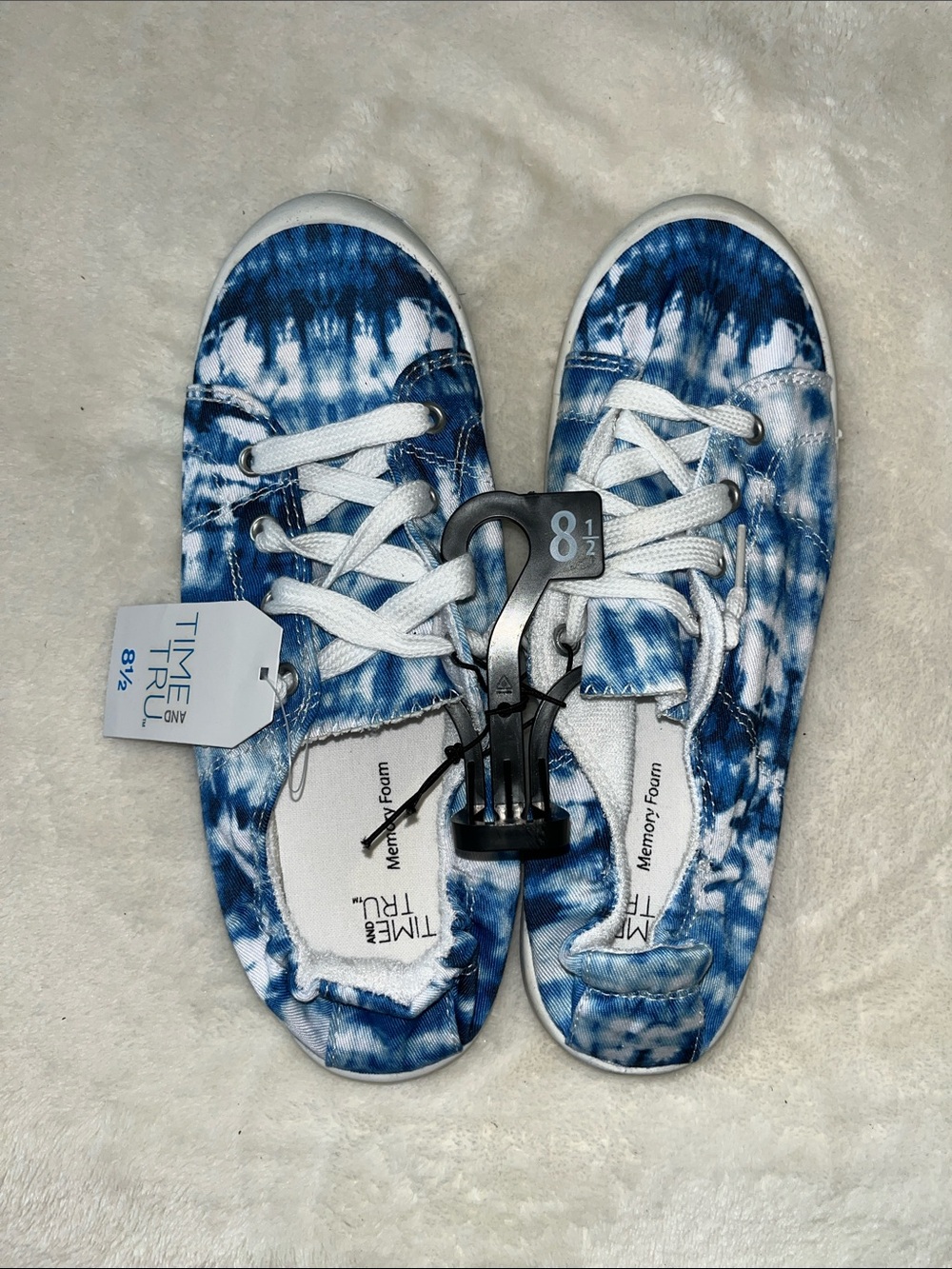 New! TIME and TRU Girls' Blue Tie-Dye Lace-Up Sneakers (size 8 1/2)